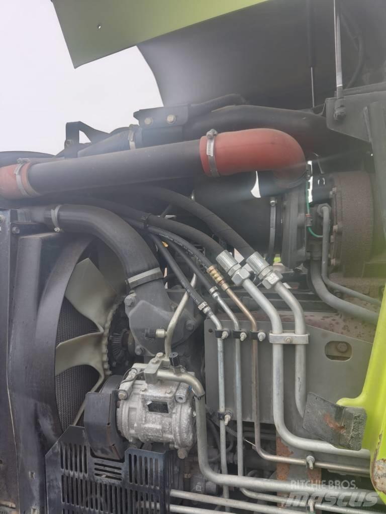 CLAAS Arion 630 Tractors