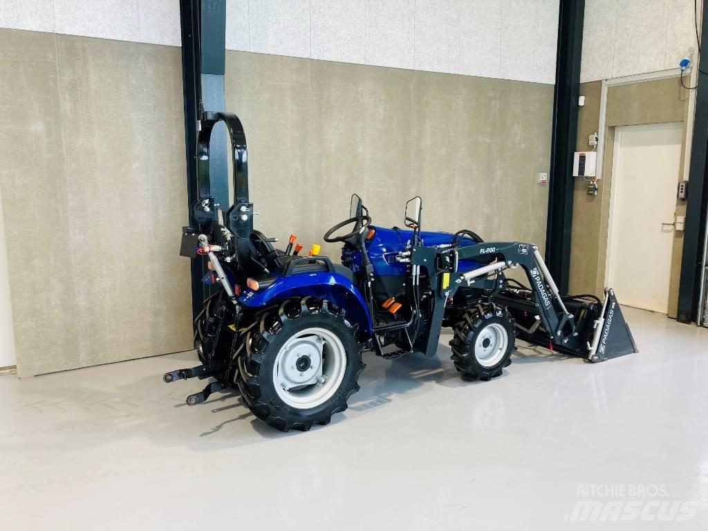 Farmtrac 26 H 4WD Tractors