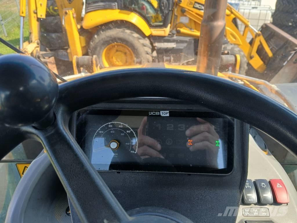 JCB 4 CX Pro Backhoe