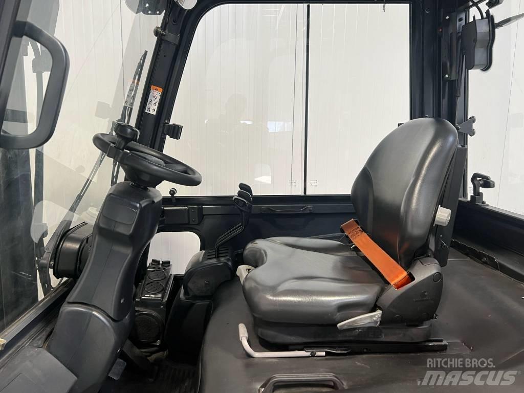 Doosan B25X-7 Electric forklift trucks