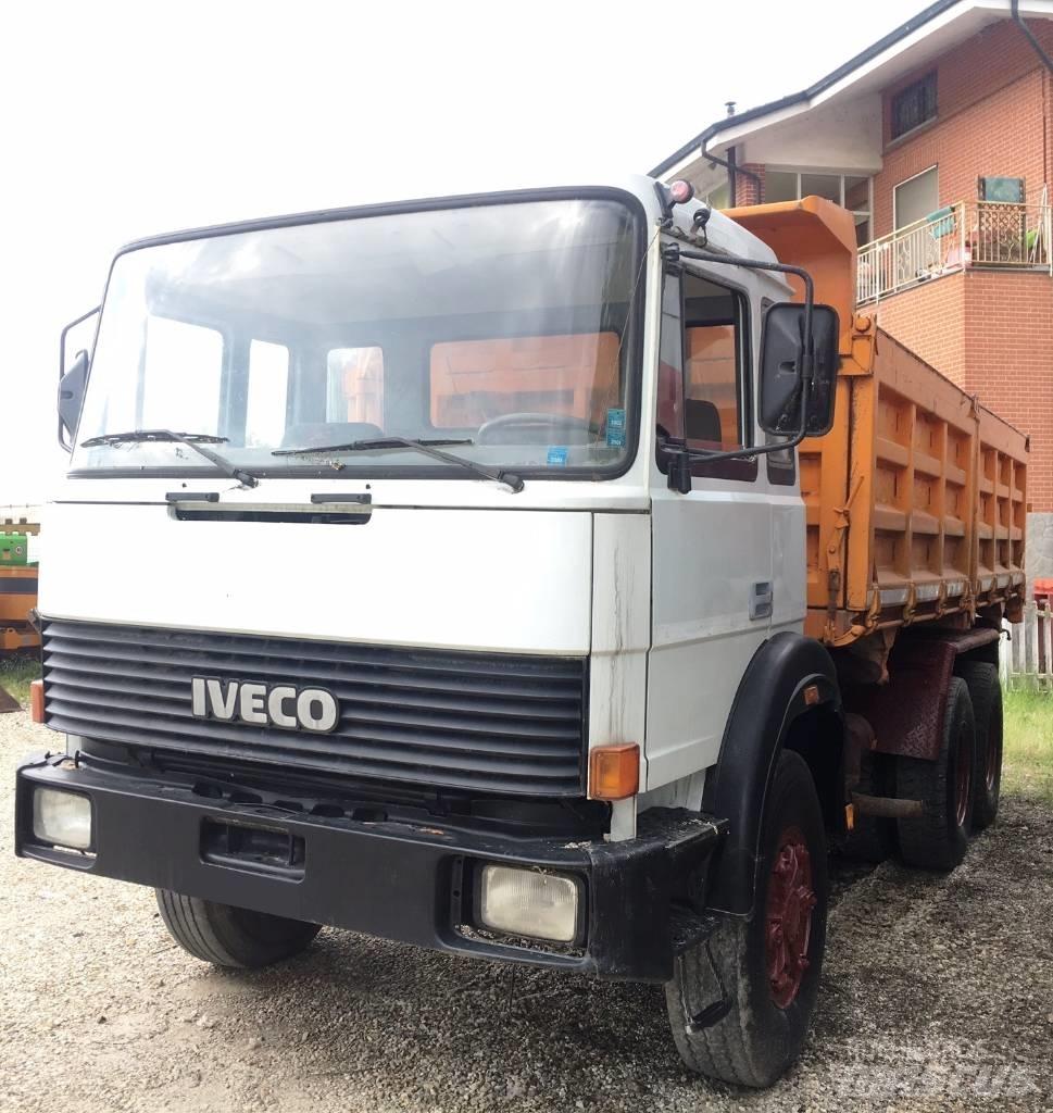 Iveco 330-26 Tipper trucks