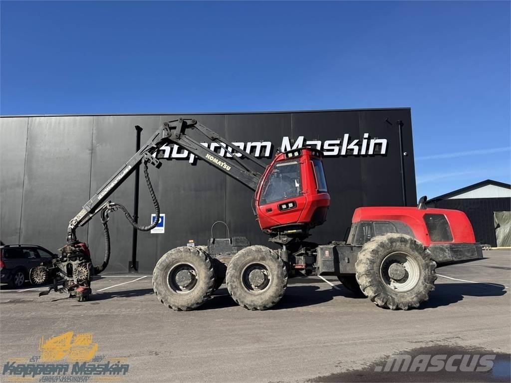 Komatsu 951 Harvesters