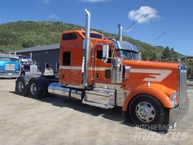 Kenworth W 900 L Prime Movers