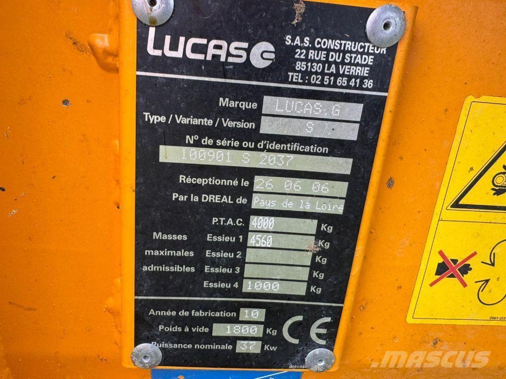 Lucas Castor+ 30R Bale shredders, cutters and unrollers