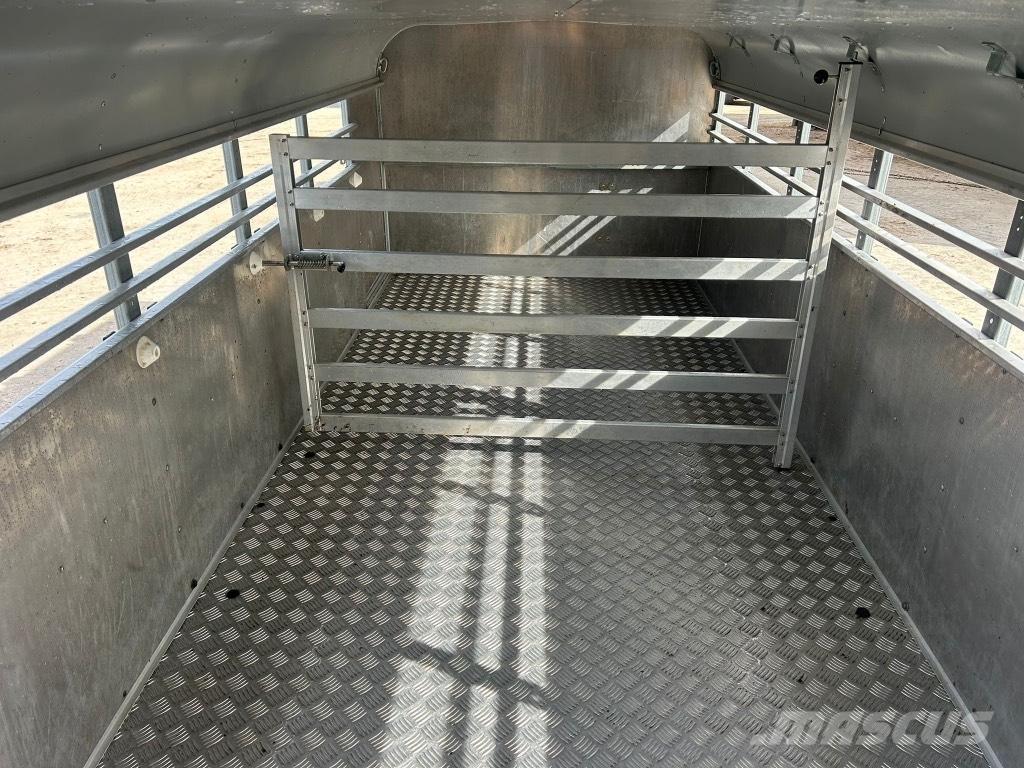 Ifor Williams TA 510 Livestock transport