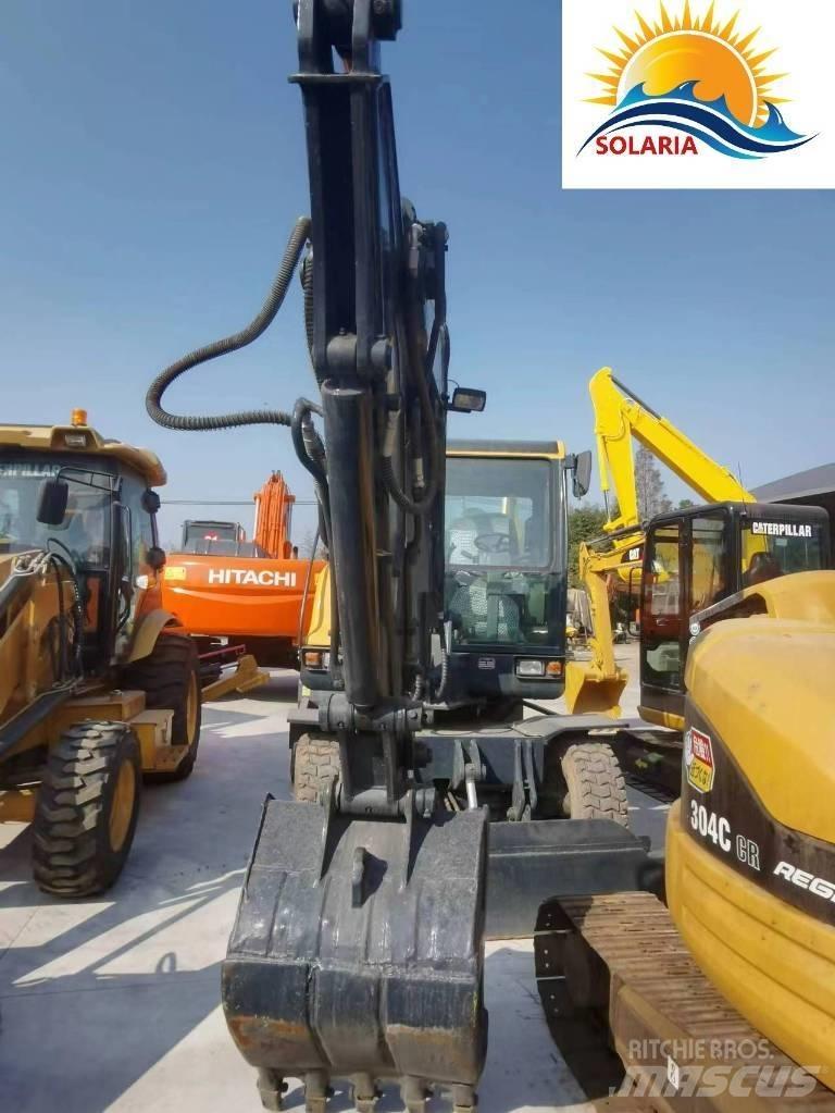 Hyundai R60W vs Mini excavators < 7t (Mini diggers)