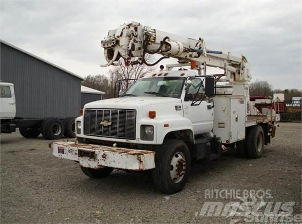 Altec D947BB Truck mounted platforms