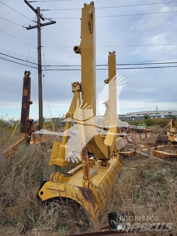 CAT 3852628 Blades