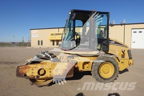 CAT CP-433E Single drum rollers