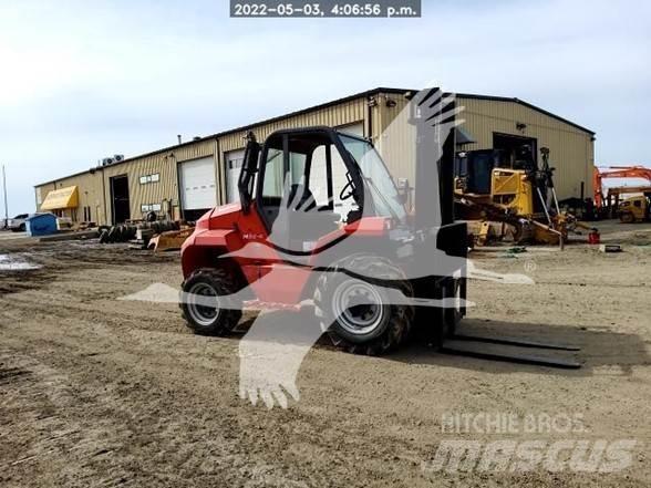 Manitou M30.4 Rough terrain truck