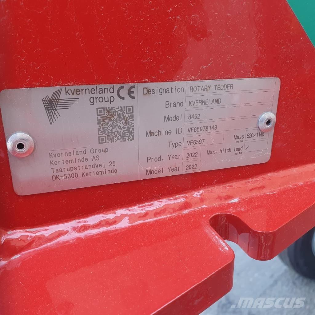 Kverneland 8452 Rakes and tedders