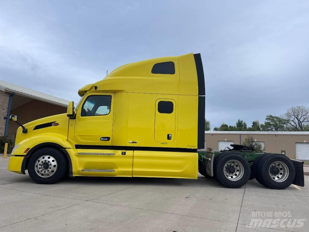 Peterbilt 579 Prime Movers