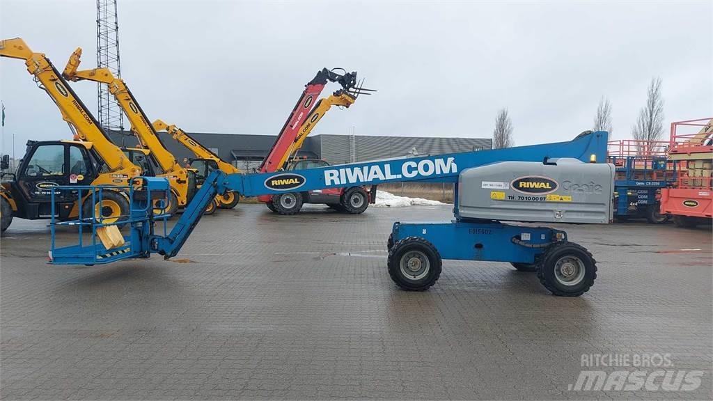 Genie S45G Telescopic boom lifts