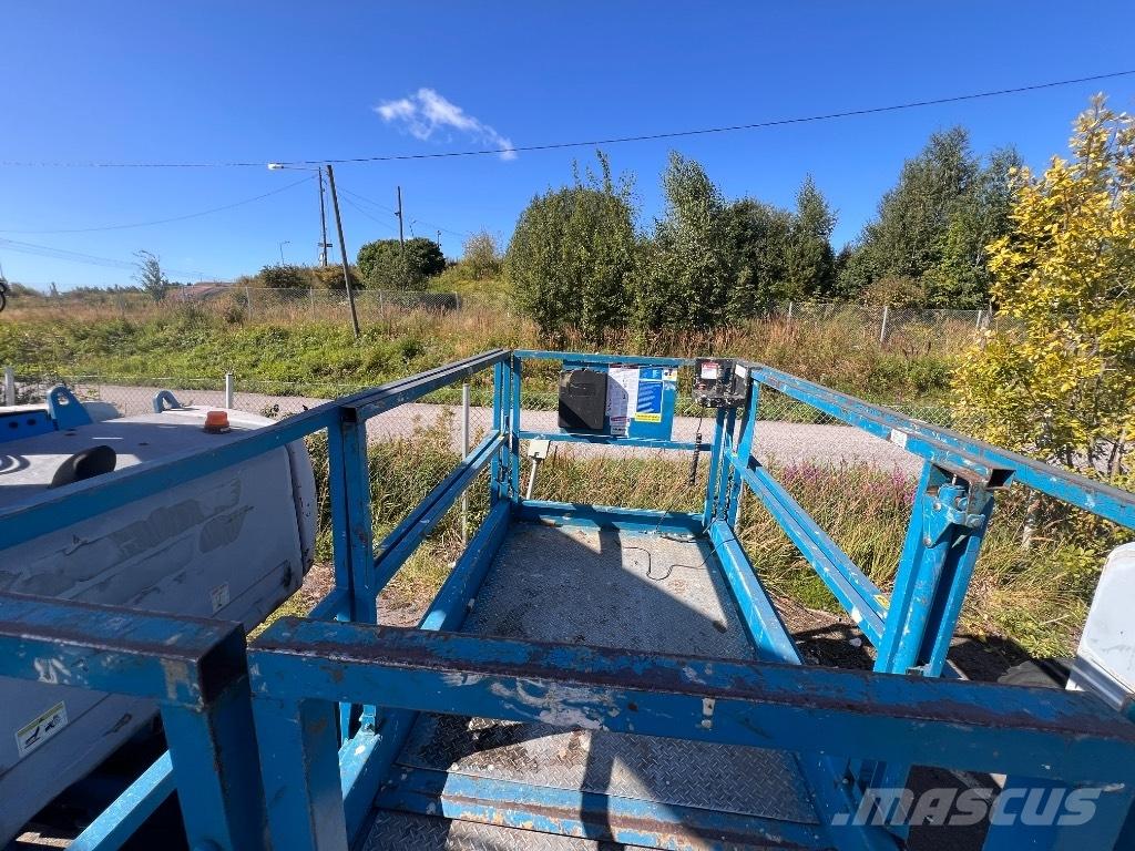 Genie GS 3268 RT Scissor lifts