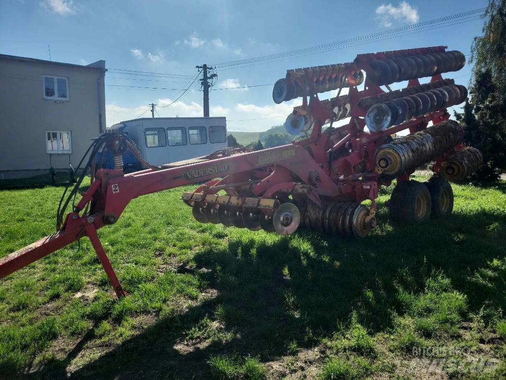 Väderstad Carrier820 Disc harrows