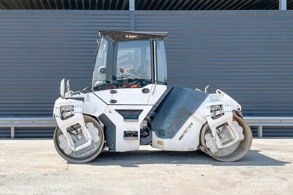Bomag BW 151 AD-5 Twin drum rollers
