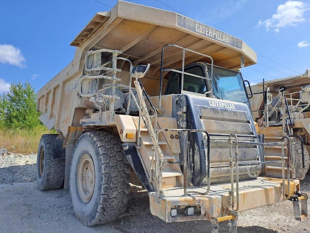 CAT 775F Rigid dump trucks