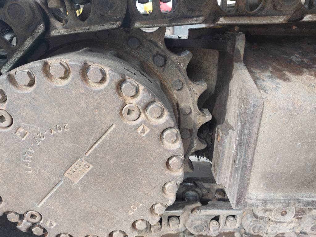 Komatsu PC228USLC-11 Crawler excavators