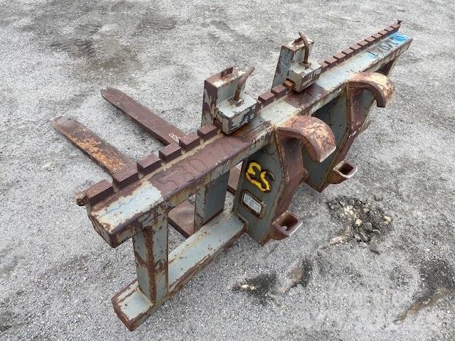 CAT 950 G forks Forks