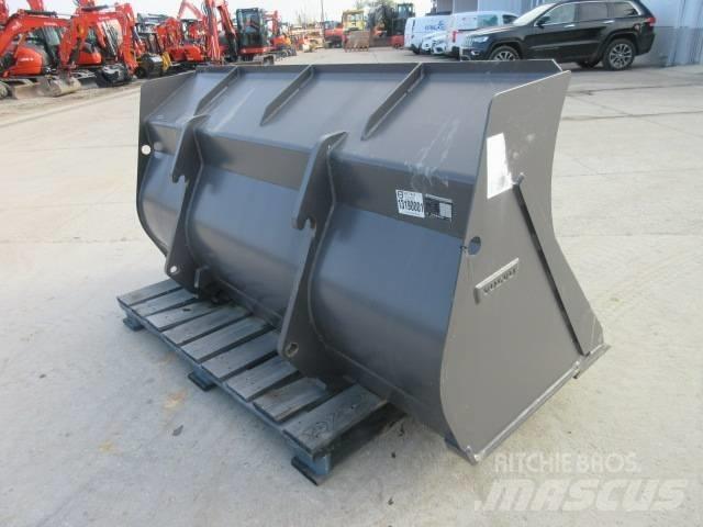 Volvo L 45 Buckets