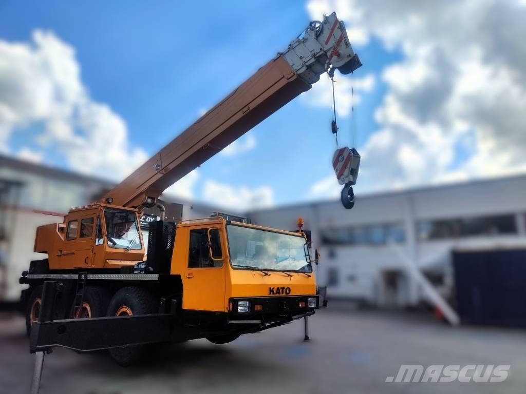 Kato KA 400 E All terrain cranes