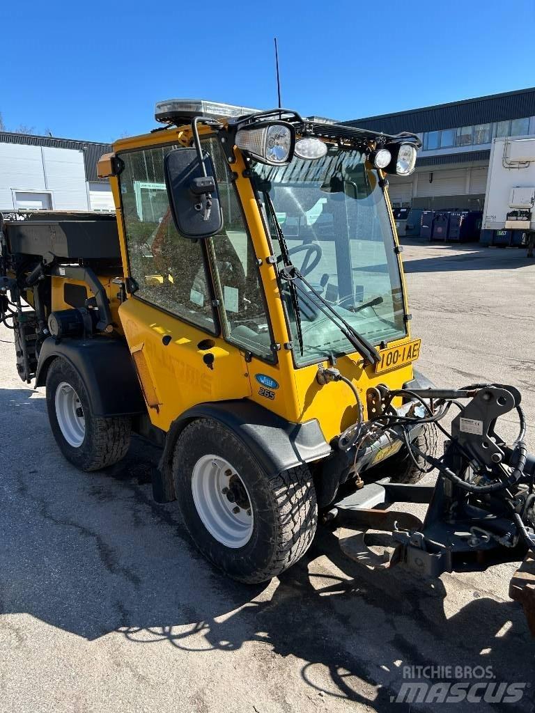 Wille 265 Compact tractors