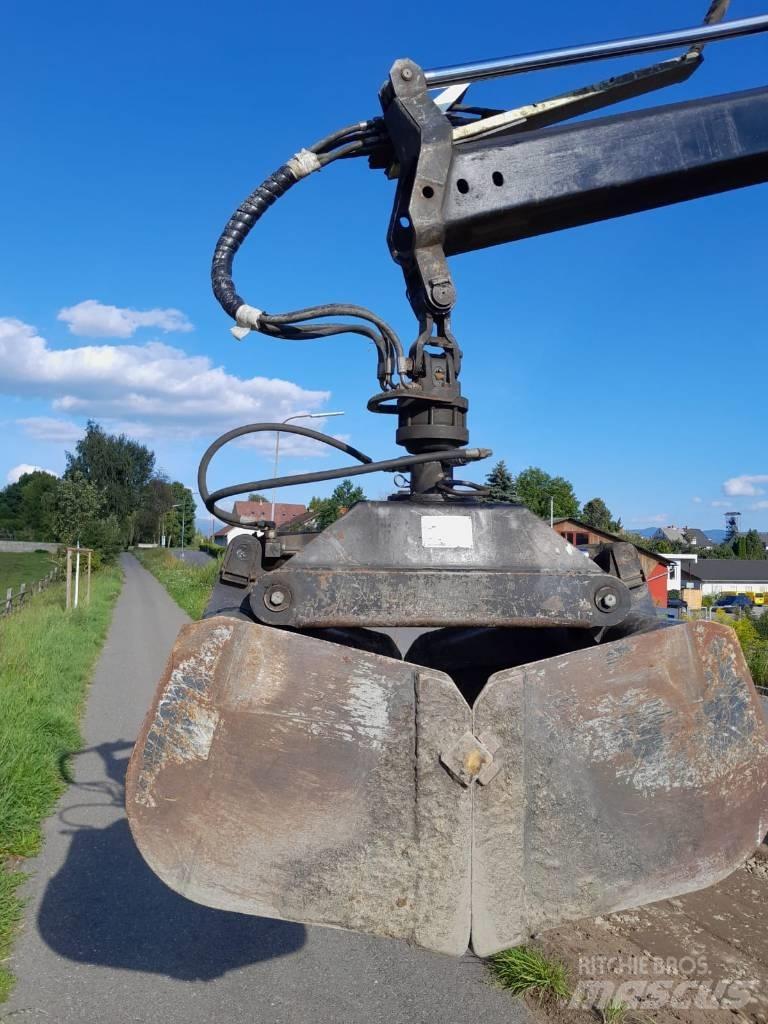 Fassi 130 Loader cranes