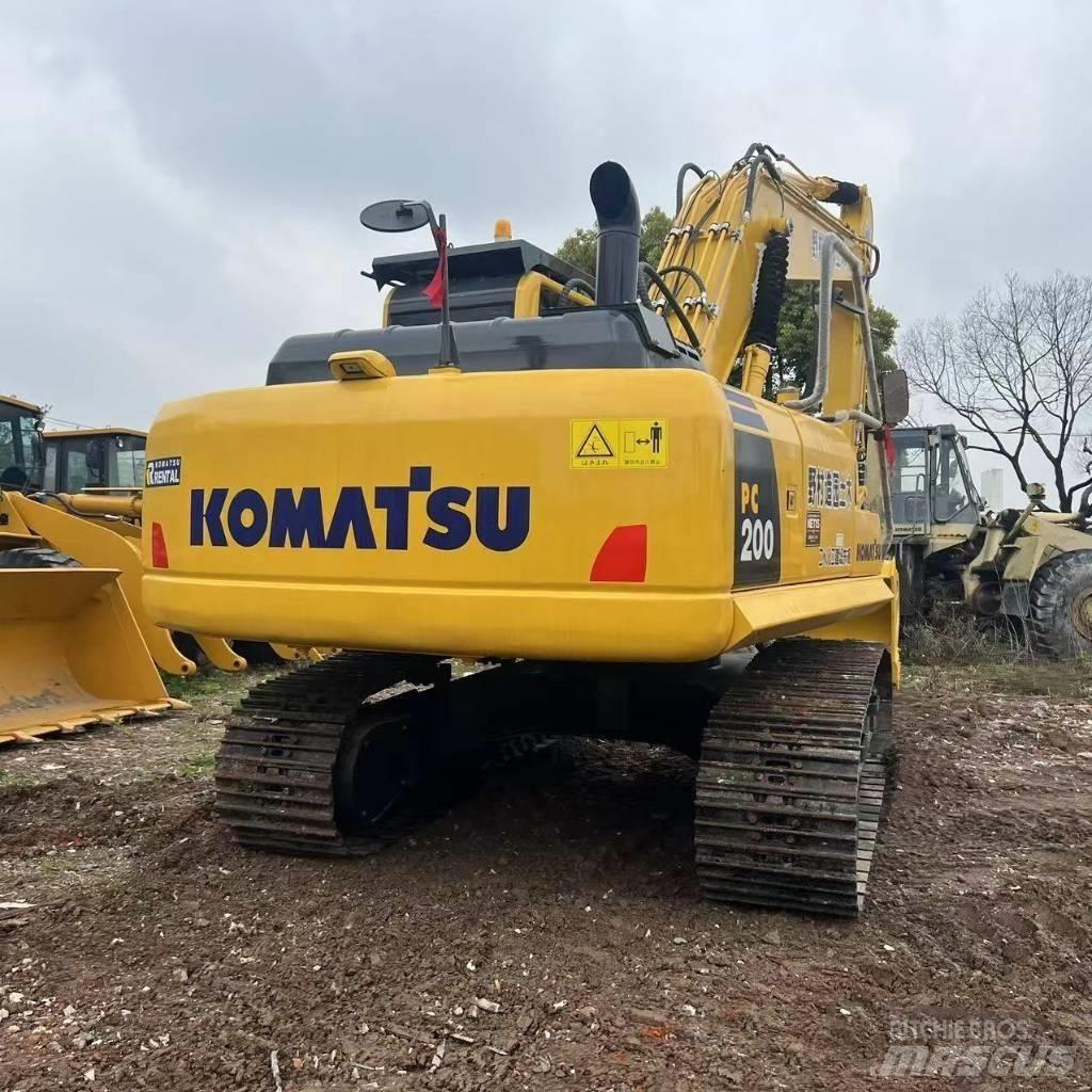 Komatsu PC 200-8 Crawler excavators
