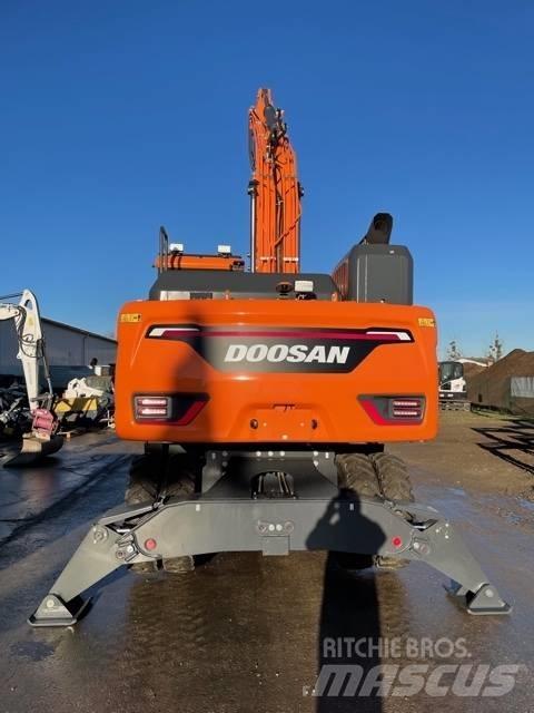 Doosan DX210W-7 Wheeled excavators