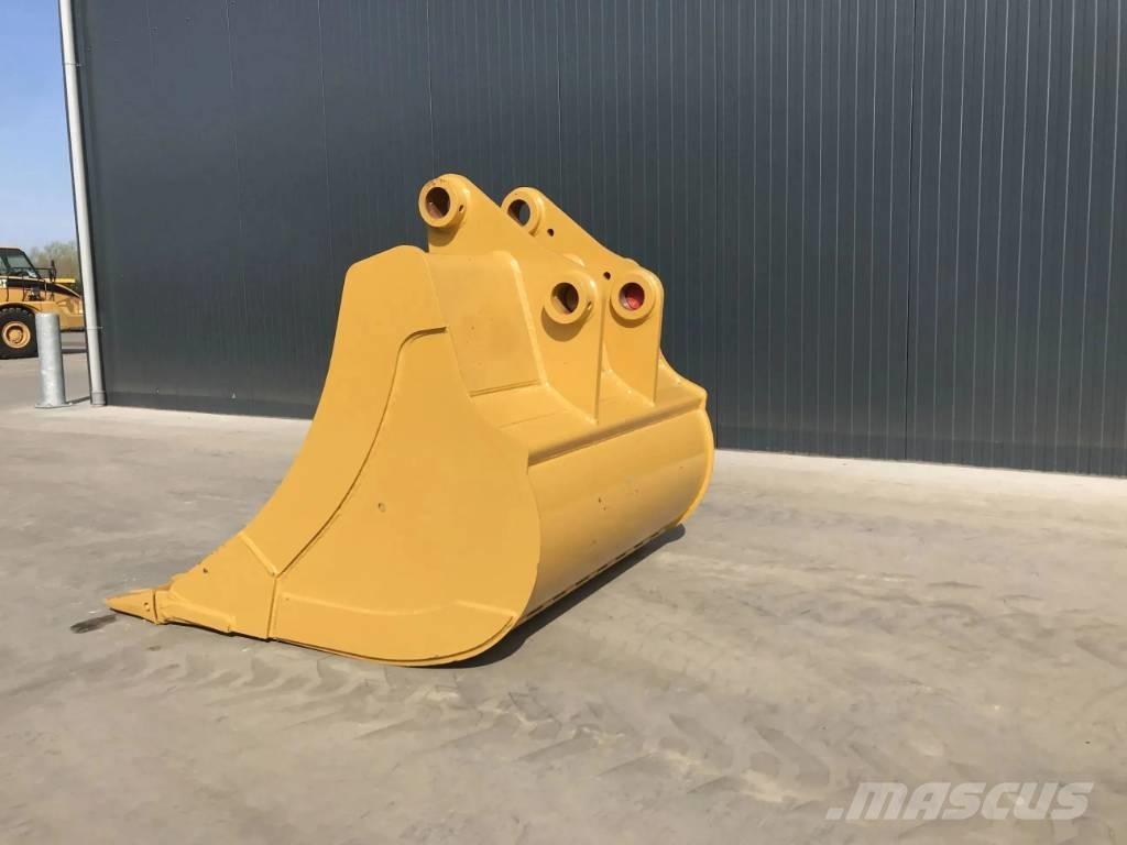 CAT 325C Buckets