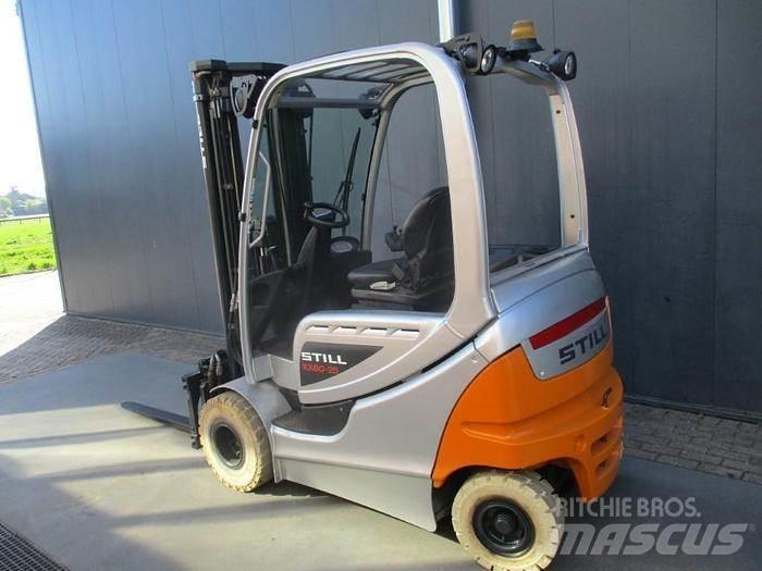 Still RX 60-25 Electric forklift trucks