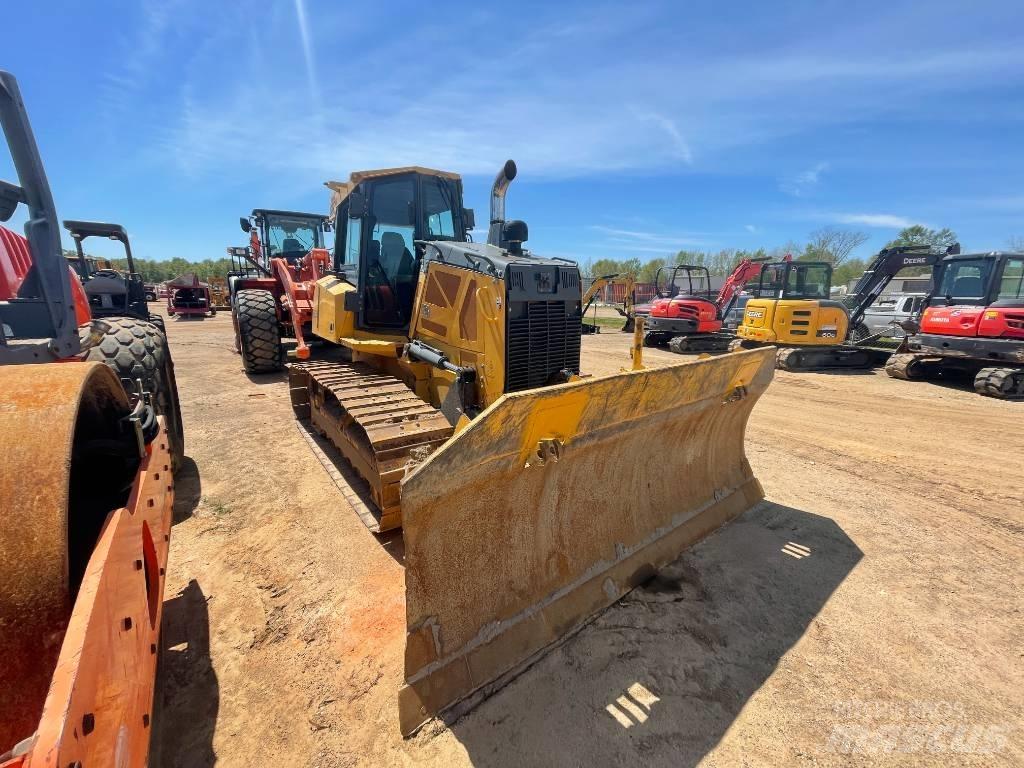 DEERE 700K Crawler dozers