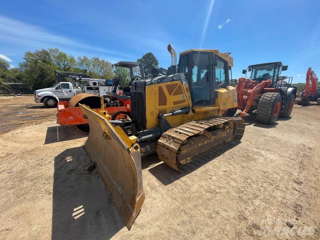 DEERE 700K Crawler dozers