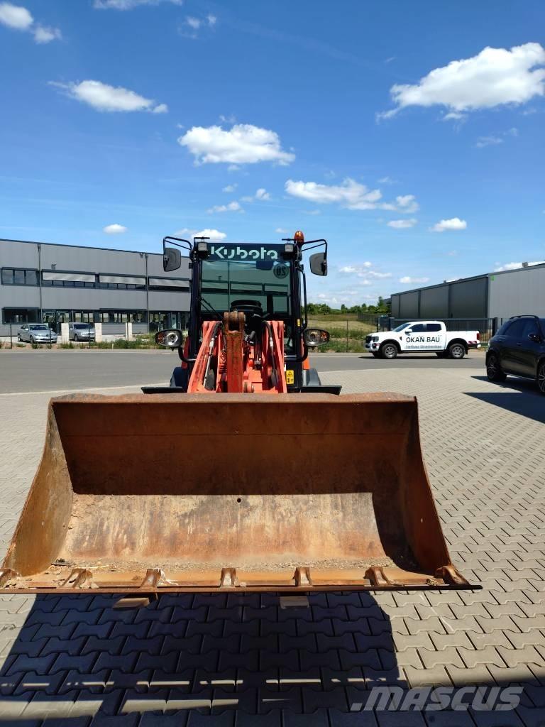 Kubota R 090 Wheel loaders