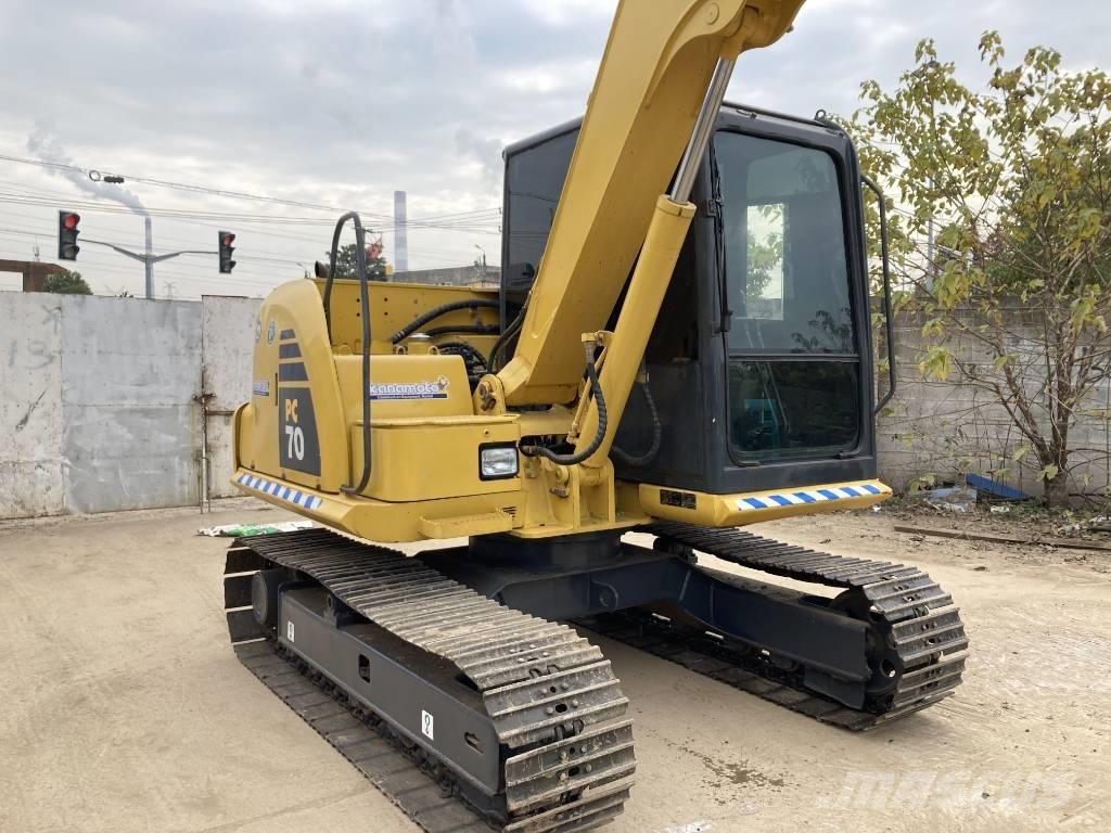 Komatsu PC 70-8 Crawler excavators