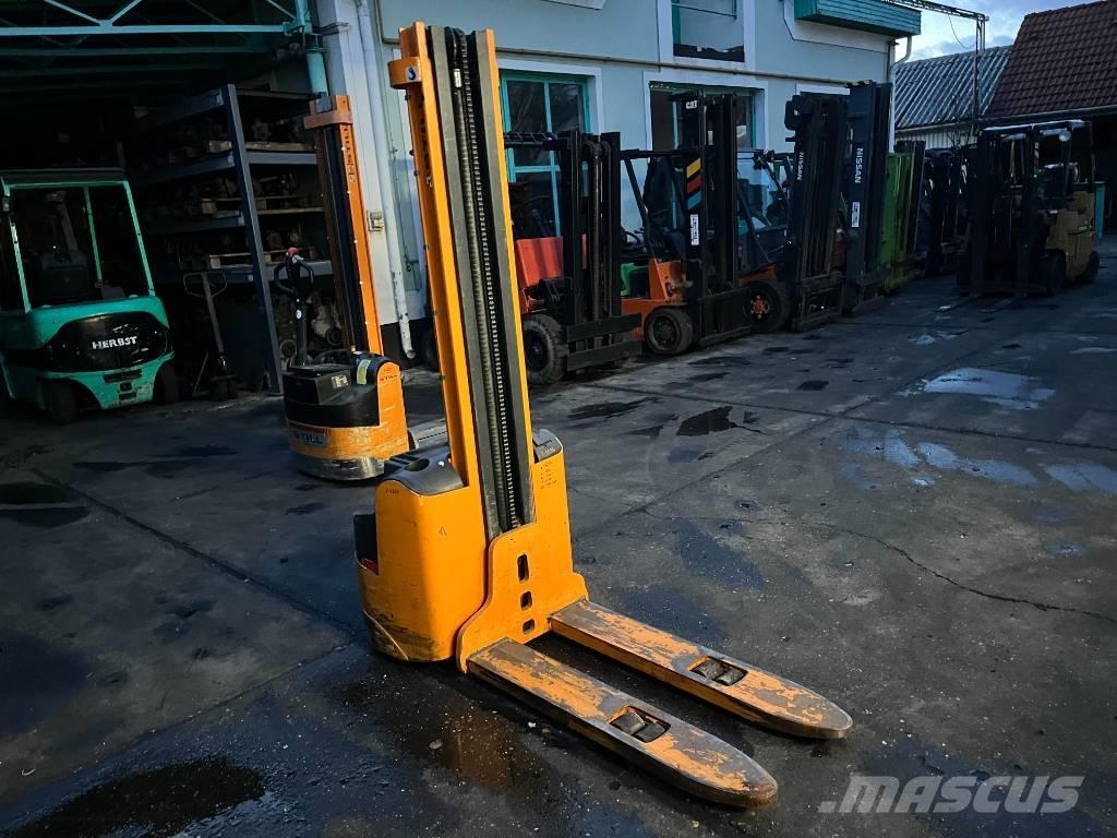 Still EGV12   V-4250 Self propelled stackers