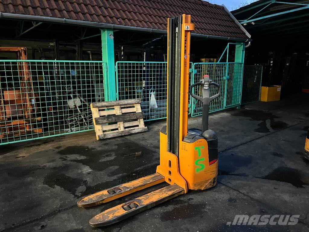 Still EGV12   V-4250 Self propelled stackers