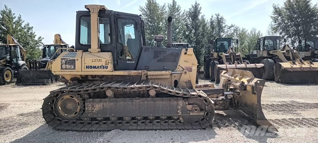 Komatsu D61EX-15 Crawler dozers