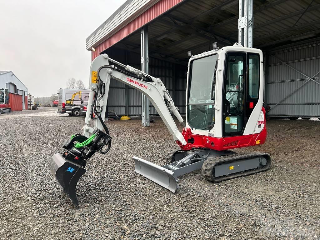 Takeuchi TB320 Mini excavators < 7t (Mini diggers)