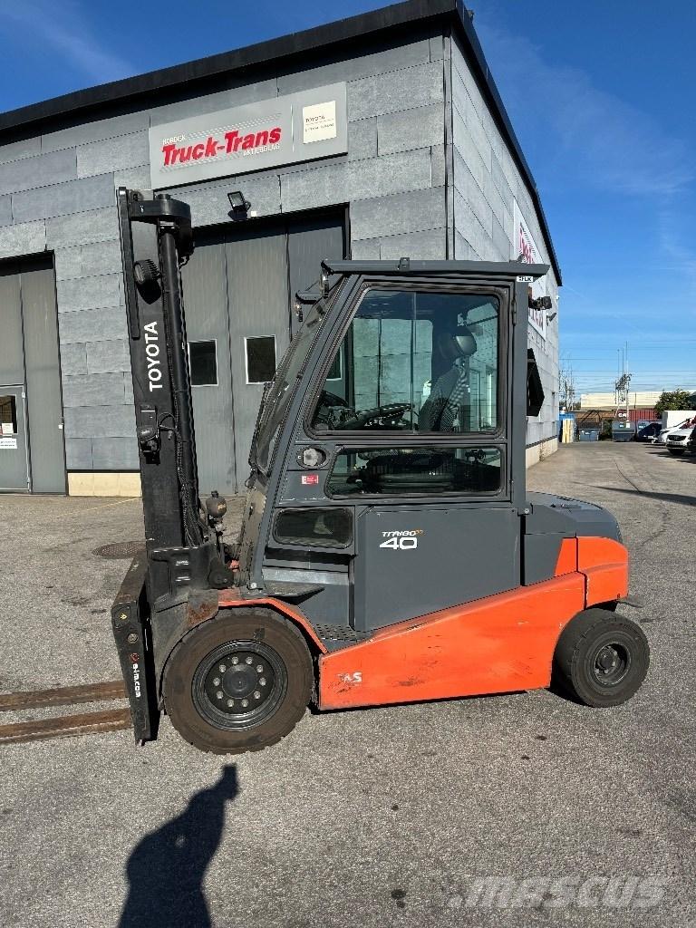 Toyota 8FBMT40 Electric forklift trucks