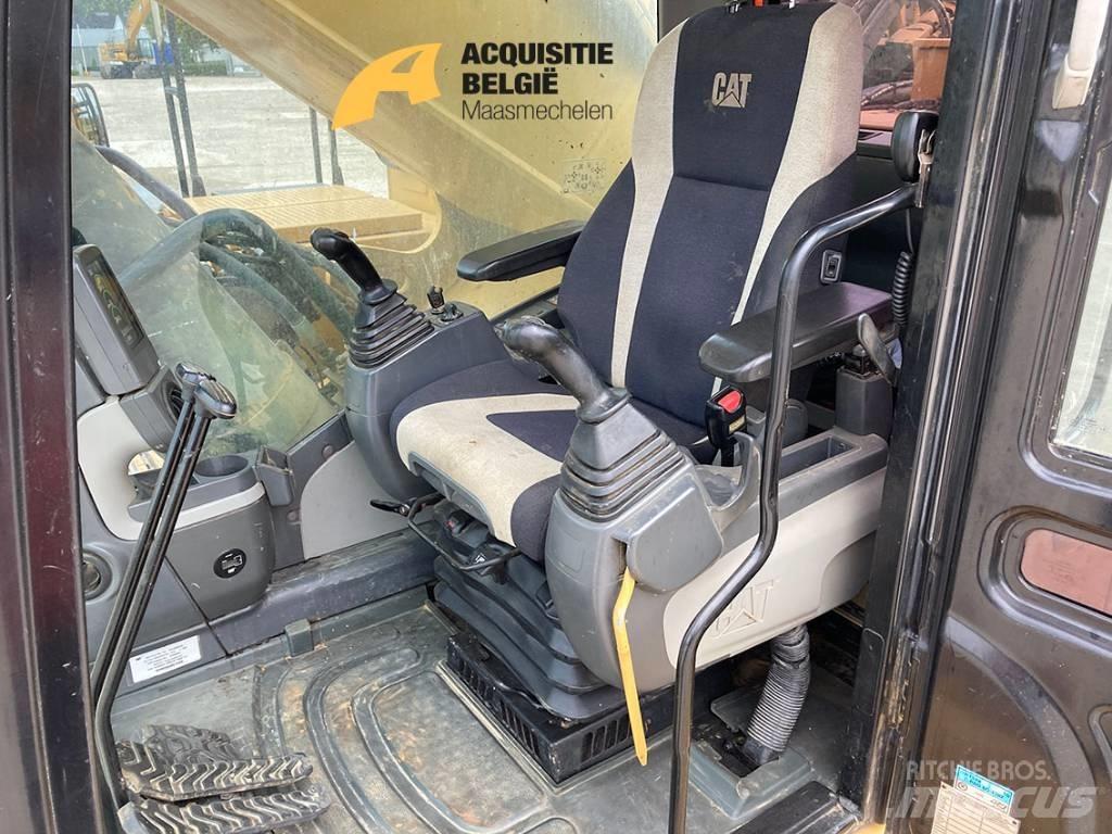 CAT 374DL Crawler excavators