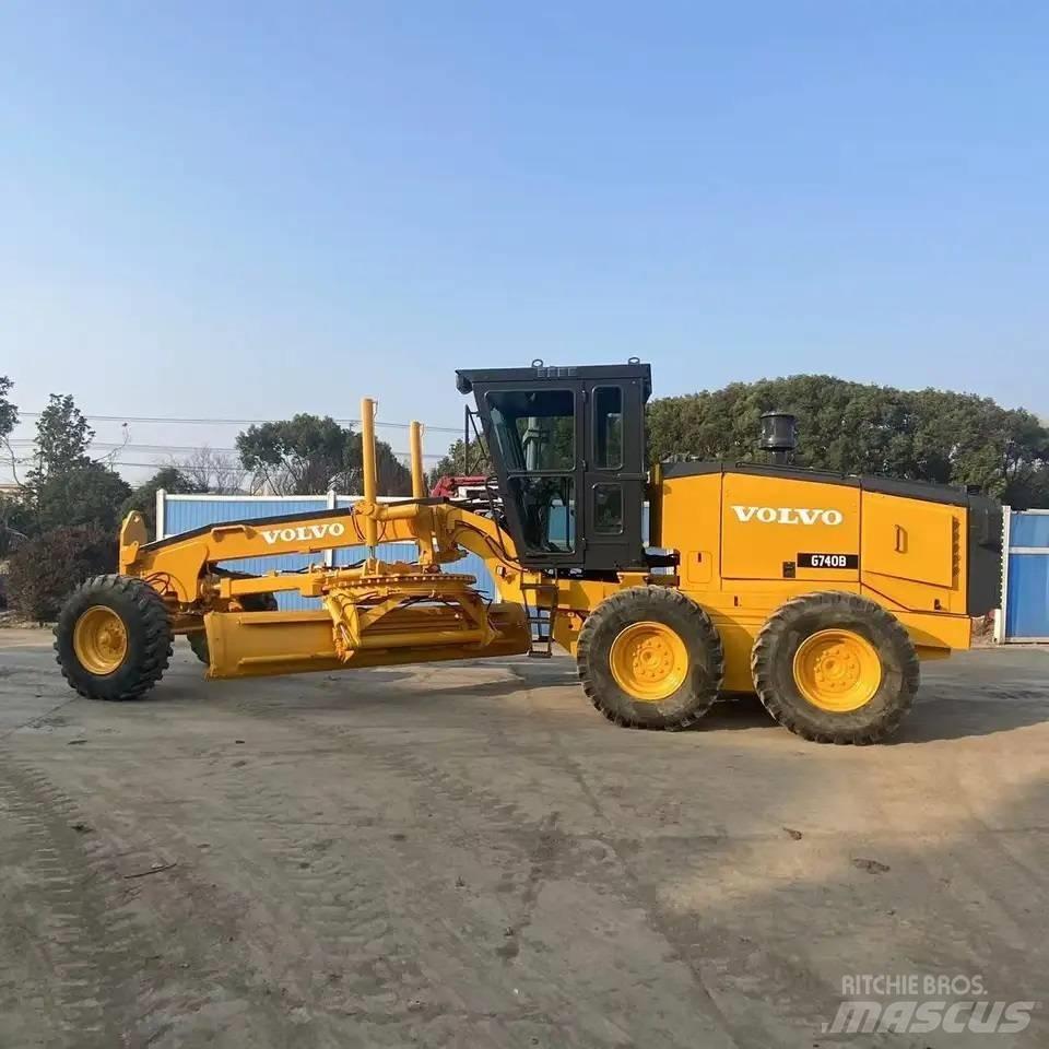 Volvo G740B Graders