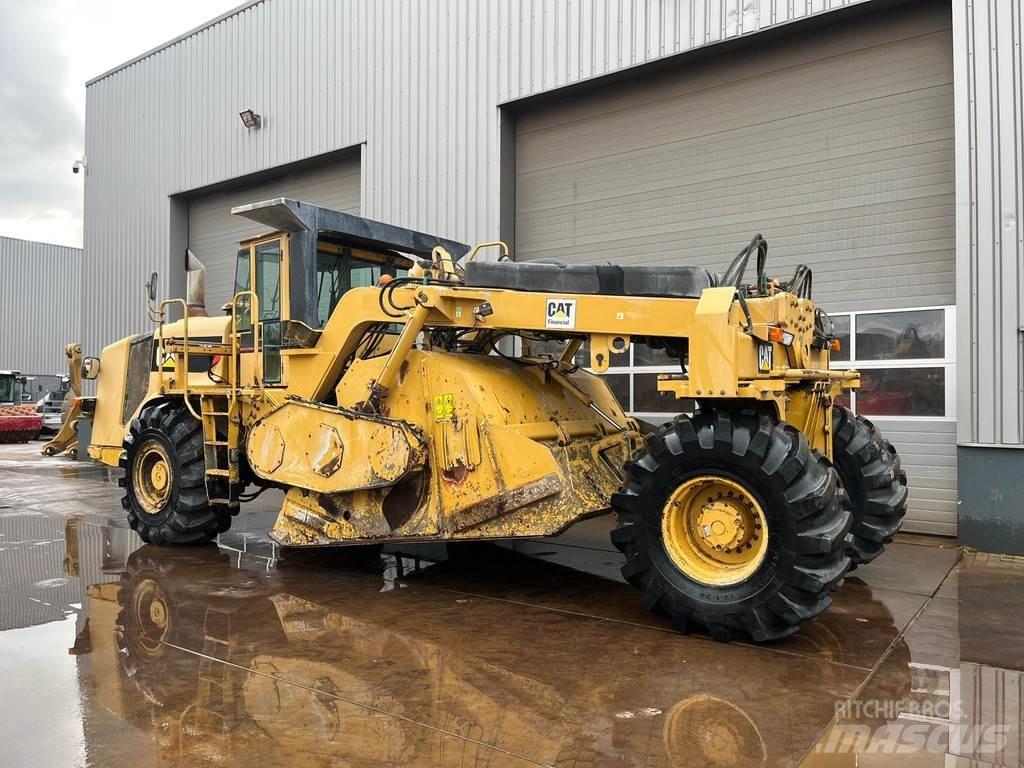 CAT RM500 Asphalt recycling