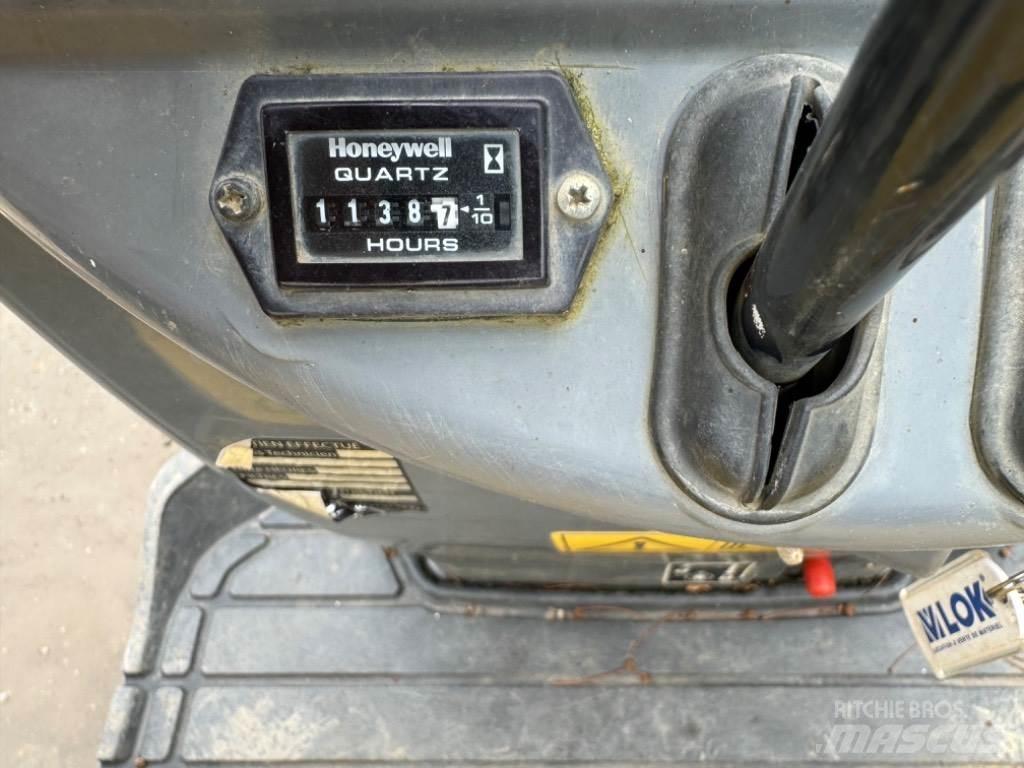 Yanmar SV08 (AH896) Mini excavators < 7t (Mini diggers)