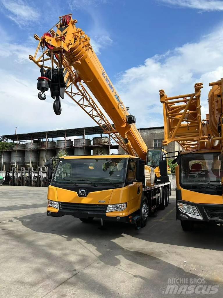 XCMG XCT 25 All terrain cranes