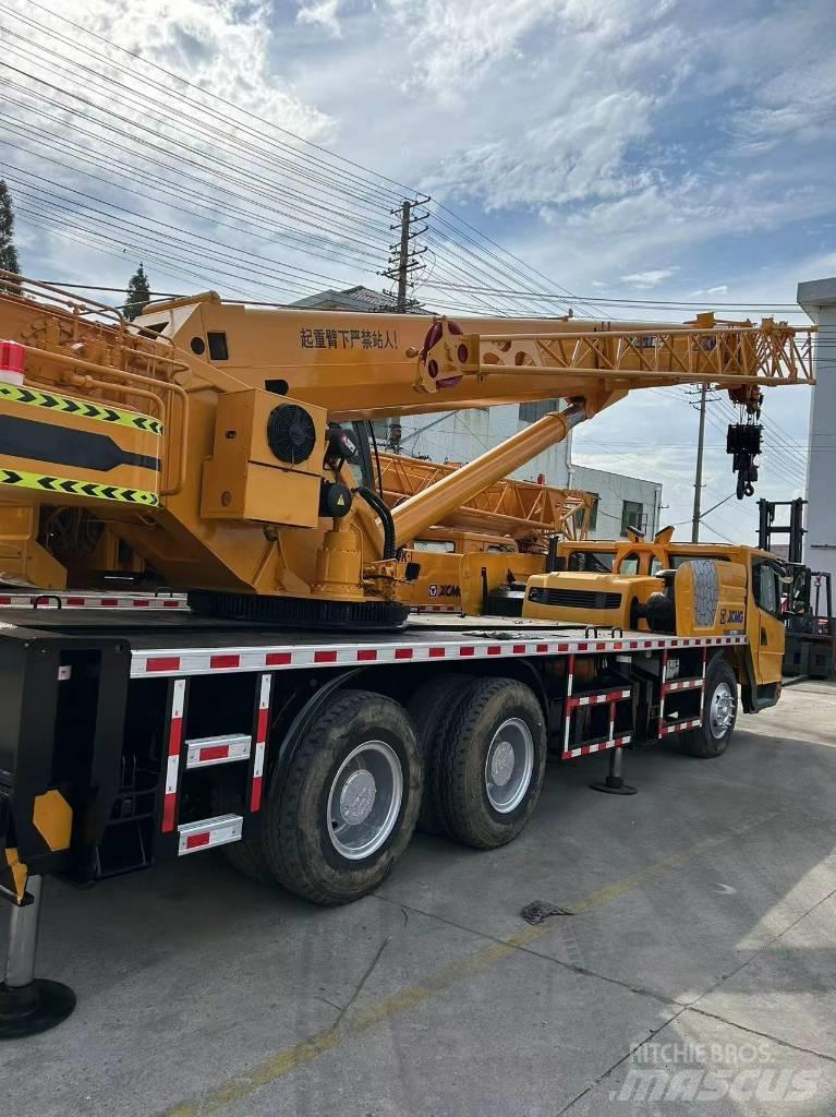 XCMG XCT 25 All terrain cranes