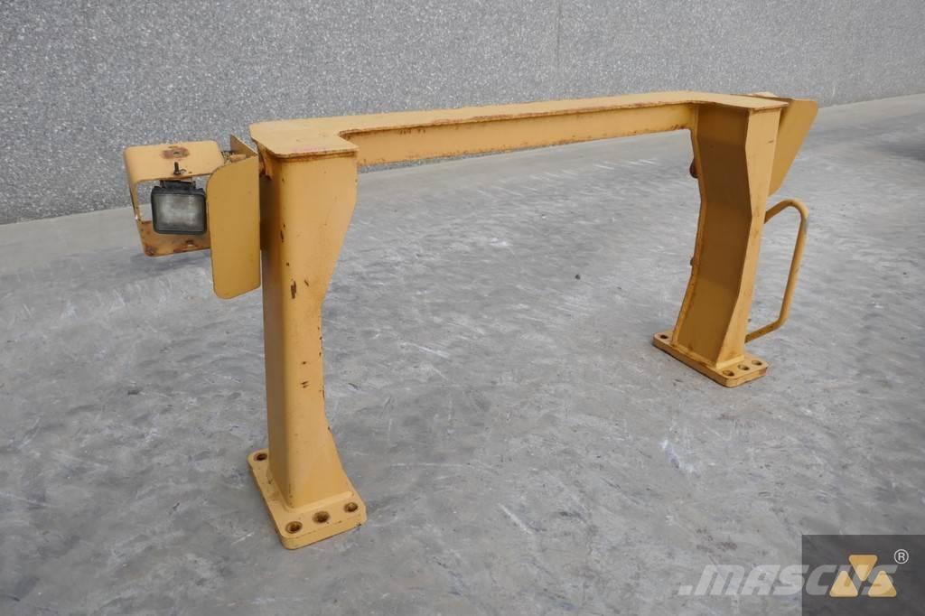 CAT 208-8705 Cabins and interior