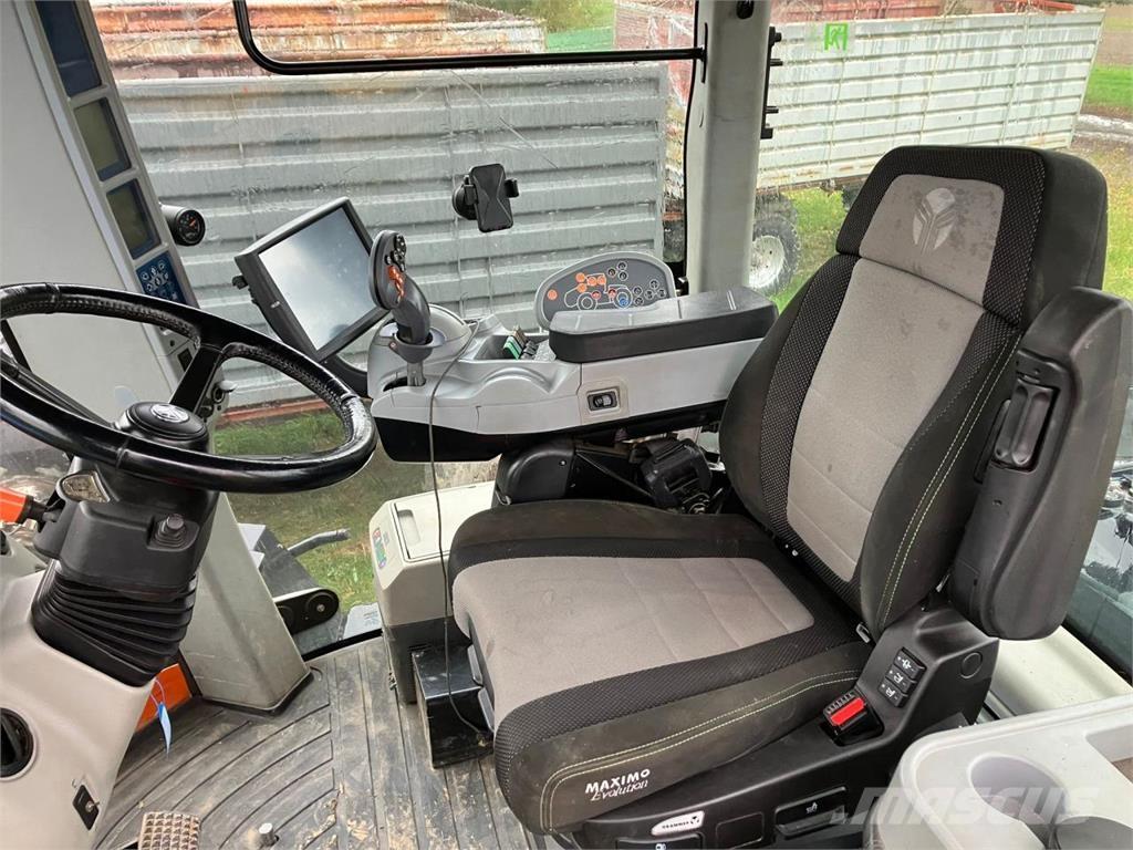 New Holland T9.560 Tractors