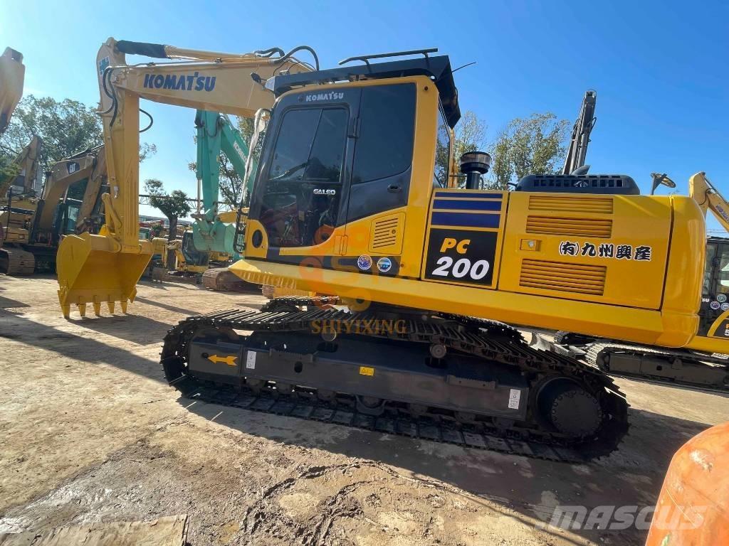 Komatsu PC 200-8 Crawler excavators
