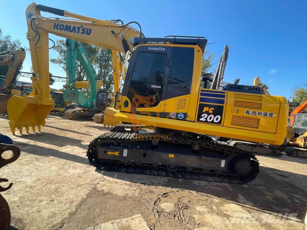 Komatsu PC 200-8 Crawler excavators